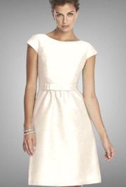 Peau De Soie Snow White Cocktail Length Dress Size 10