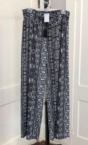 Geometric nwt lightweight beach sleep lounge pants Aztec tribal