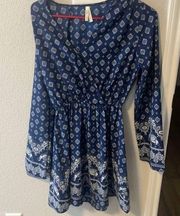 Blue and white print long blouse