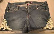 Torrid Denim Lace Detail Shorts Size 16