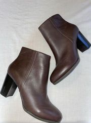 Vionic Ankle Boots Women’s Size 8.5 Medium Brown Leather Zip Side Block Heel