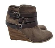 Carlos by Carlos Santana Cassedy Wedge Ankle Bootie Faux Suede Buckle Straps 9M