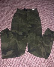 Hollister Ultra High Rise Camo Joggers