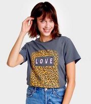 NWT Grayson Threads Leopard Print Love Short Sleeve
Graphic T-Shirt - Charcoal