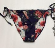 WILDFOX Gypsy Rose string bikini bottoms. NWT