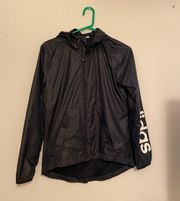 Windbreaker/ rain jacket