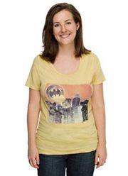 NEW Junk Food Yellow Batman Bat Signal Scoop-Neck Tee Medium