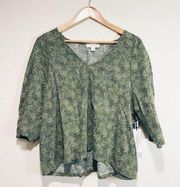 Treasure & Bond Green Blouse NWT - Size Large