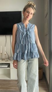 sleeveless blouse