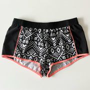 No Boundaries Black White Orange Aztec Print Boho Athletic Active Shorts Size M