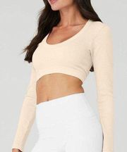 Seamless Ribbed Cropped Serene Long Sleeve in Macadamia