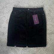 Gloria Vanderbilt Black denim skirt