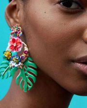 Rio Monstera Leaf Floral Earrings