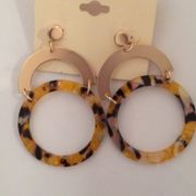 Badgley Mischka Brushed Gold & Tortoise Earrings