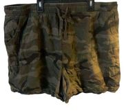 Pre Owned Women’s Time and Tru Camouflage Drawstring Shorts XXL 20 Comfort