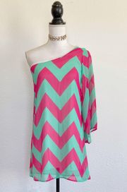 Chevron One Shoulder Long Sleeve Shift Dress