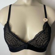 H&M Bra 32B Black Lace Lined Padded Feminine Wireless Feminine Intimates Modern