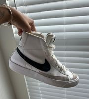 Women’s Blazers