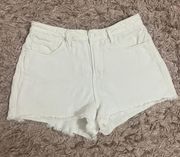 Good Curve White Denim Shorts