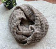 H&M Brown Chunky Cable Knit Circle Infinity Winter Scarf EUC