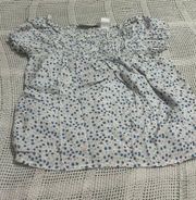 A Flower T Shirt with Puffy Arm Sleeves 