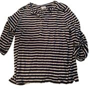 Stripe button top 