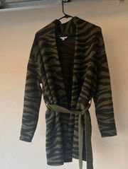 Time and Tru Green Black animal print long sleeve mid length wrap cardigan