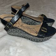 Jellypop platform wedge Sandals, black with patterned heel, size 7.5