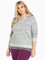 Torrid Gray Lace Up Cropped Hoodie Sweatshirt - Size 0 (12/Large) - Long Sleeves