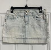 vintage lightweight soft lei jean denim skirt mini skirt y2k.