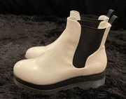 Trendy white boots