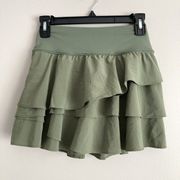 Offline By Aerie Ruffled Skirt Green Skort Womens Size Small Pull On Athletic