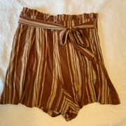Paperbag Waist Flowy Shorts in Stripe