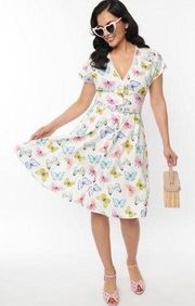 Unique Vintage White Butterfly Flutter Sleeve Swing Dress