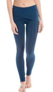 NEW Lolë Organic Cotton Cross Waist Fold-over Leggings in Navy/Black