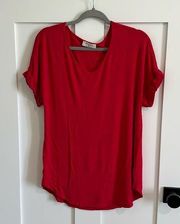 Zenana Women's M Short Cuff Sleeve Tee Shirt Bright Red V-Neck Casual Slub