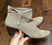 091-EASY SPIRIT Taupe Suede Slouch Booties