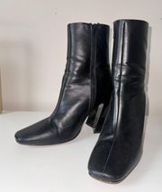 Square toe heeled booties-Nastygal