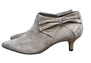 NWOB Bella Vita Frances Beige Suede Kitten Heel Booties Ankle Boot Bow Detail 12