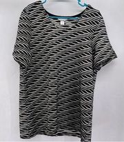 5/$25 Christopher and banks Womens Xl black white and grey short sleeve top