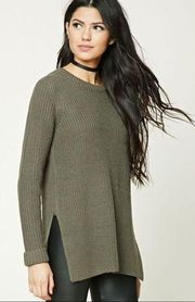 Forever 21 ✨ vented-hem boxy sweater✨