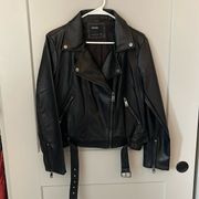 Black Leather Jacket!