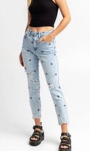 4/$15 MATERIAL GIRL DISTRESSED LIGHT WASH CROPPED EMBROIDERED BUTTERFLY JEANS