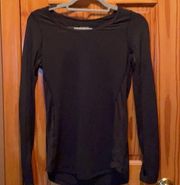 ASICS - black workout long sleeve with thumb holes