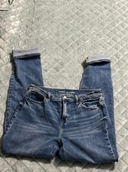 Women’s  cropped boyfriend jeans Size 6 Tall