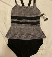 NEW NIKE Swim Tankini 2 Piece Active Swimsuit Stripe Black Womens Size M