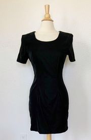 Vintage 80’s  Solid Emerald Green Velvet Sheath Short Sleeve Dress