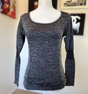 Z by Zella Cut Out Back Athletic Top in Gray