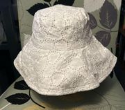 ASOS DESIGN Broderie Fisherman Bucket Hat White S/M Heart Embroidery Summer