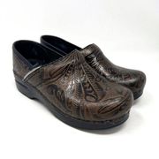 Dansko Clogs Brown Tooled Leather Embossed Professional Women’s Size 6.5-7